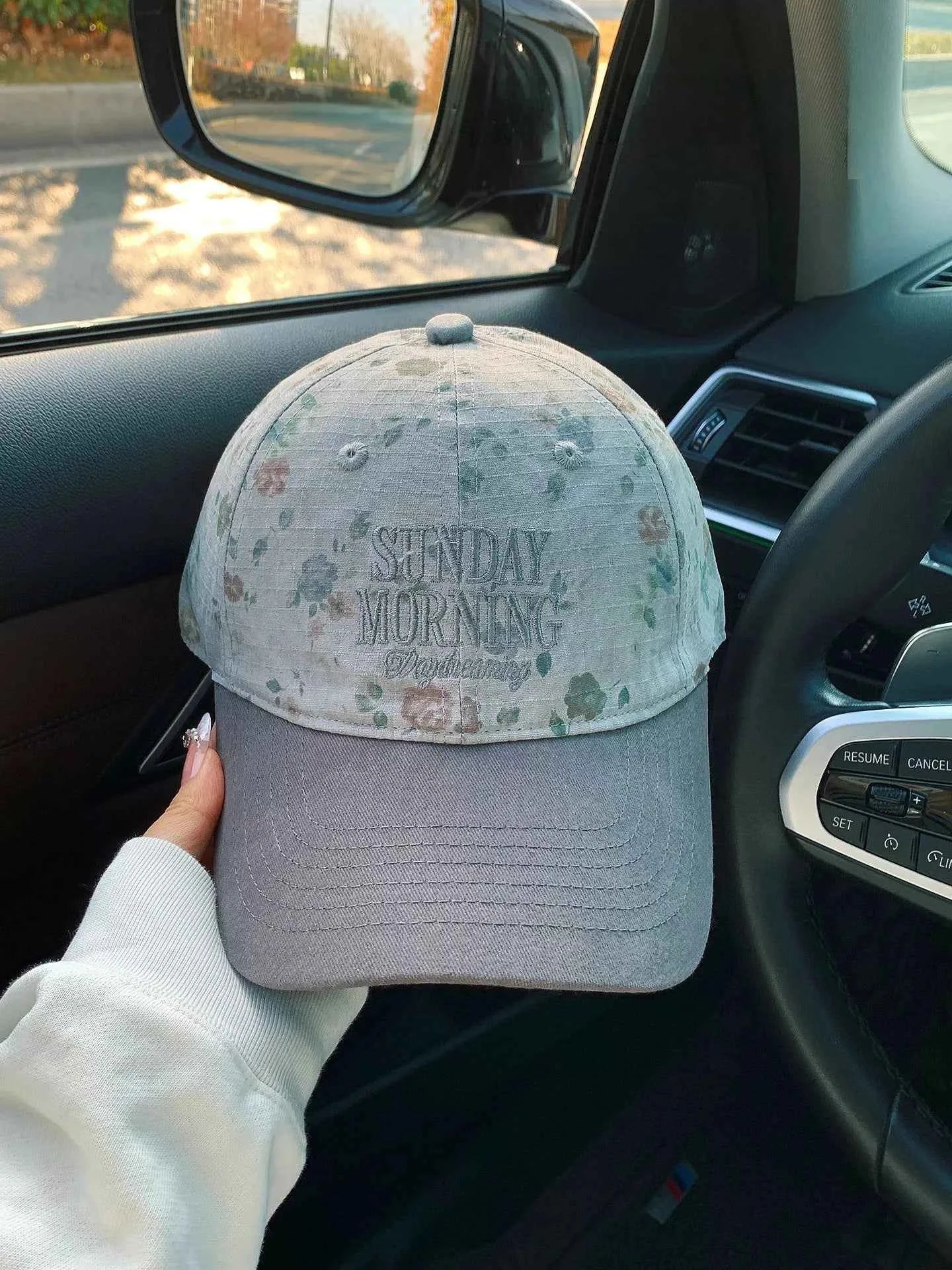 Light Gray Floral Embroidered Cotton Baseball Cap