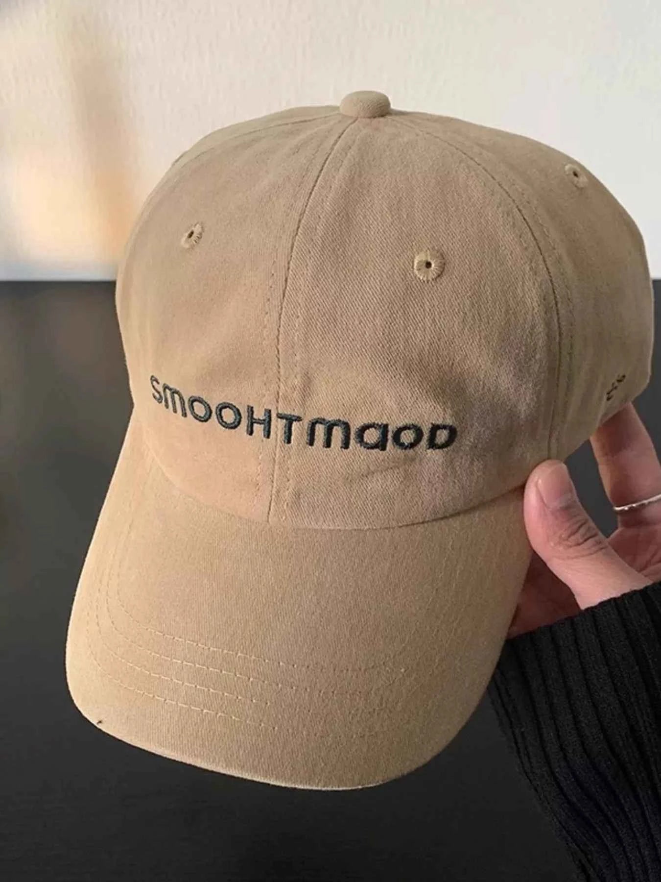 Embroidered Letter Casual Baseball Cap