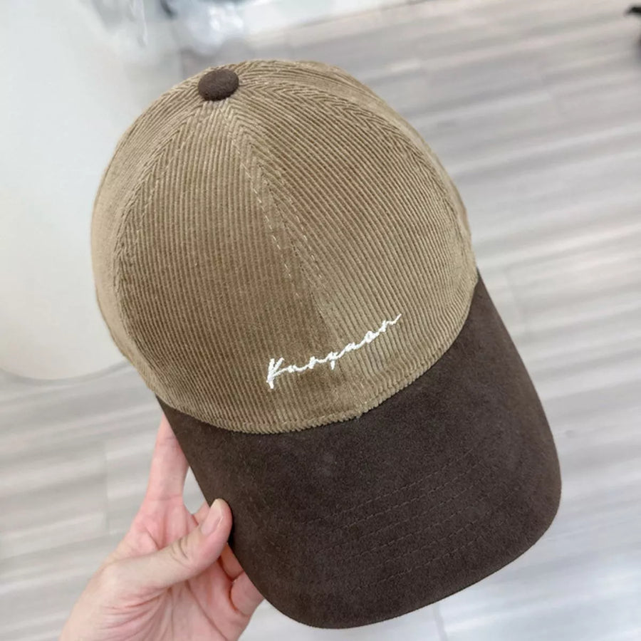 Gorra de béisbol de pana bordada