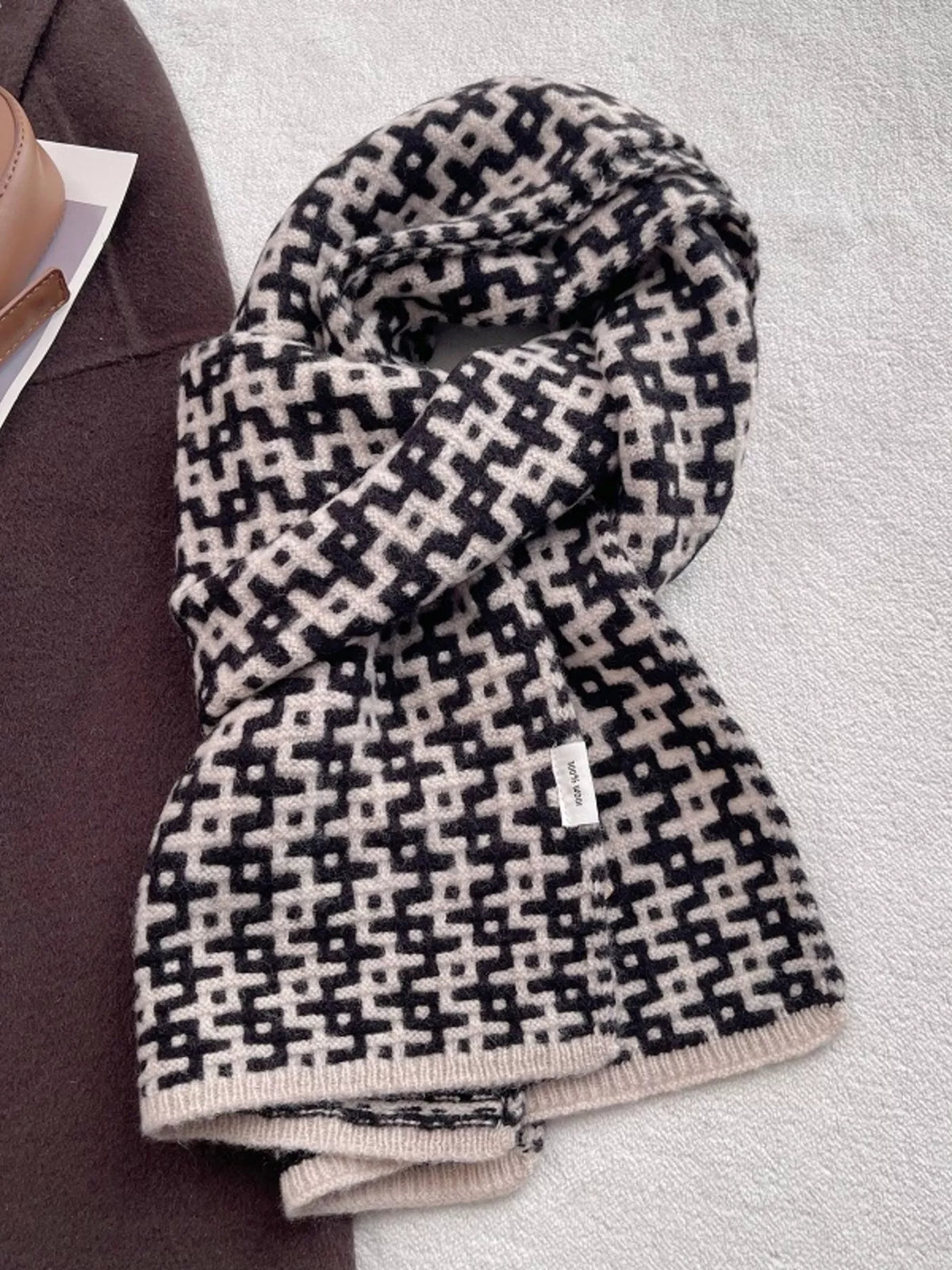 Unisex Wool Geometric Pattern Knitted Warm Scarf — black and cream motif scarf loosely looped