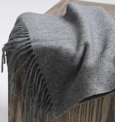 Unisex cashmere fringed winter scarf - product photo 4