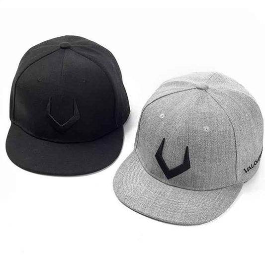 Unisex minimalist embroidered cotton snapback cap - black front