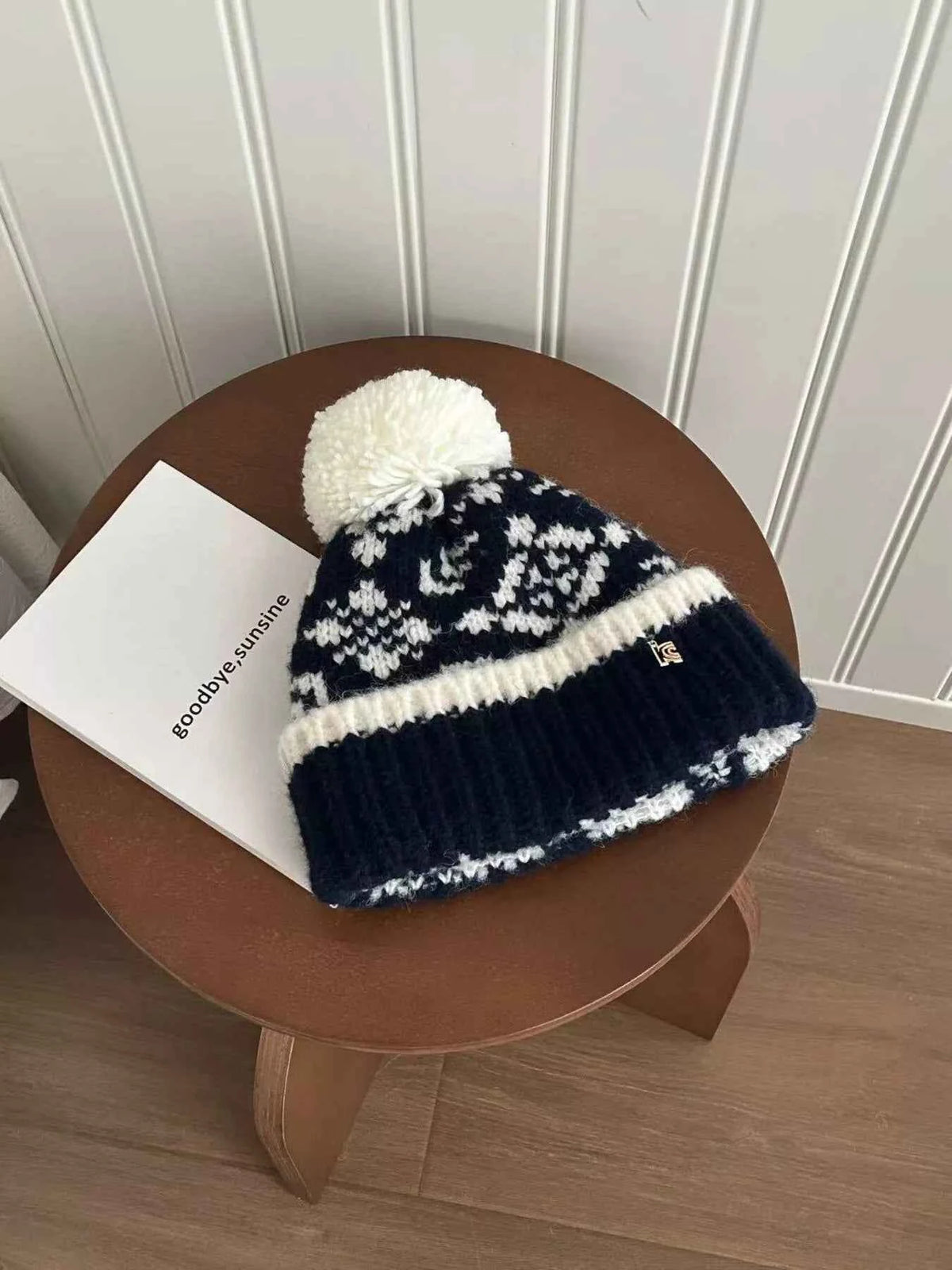 Unisex Snowflake Pom-Pom Knit Beanie Hat