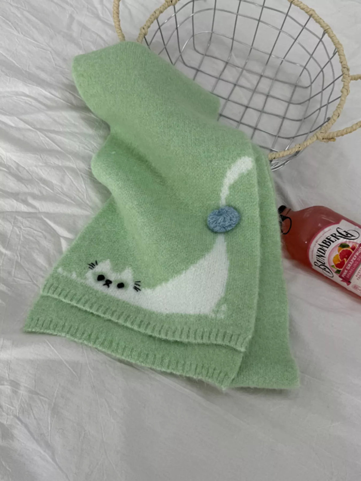 Unisex Playful Cat Knit Scarf — green scarf displaying the cat and tail details