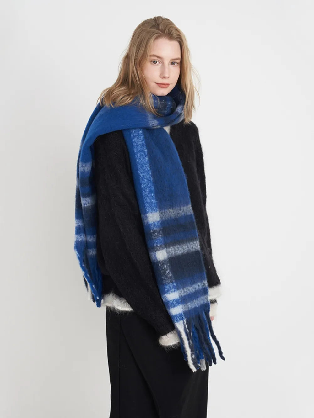 Oversized plaid fringe scarf - product photo 2