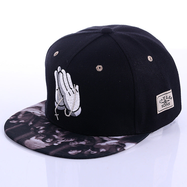 Green leaf graphic snapback cap with embroidered patch