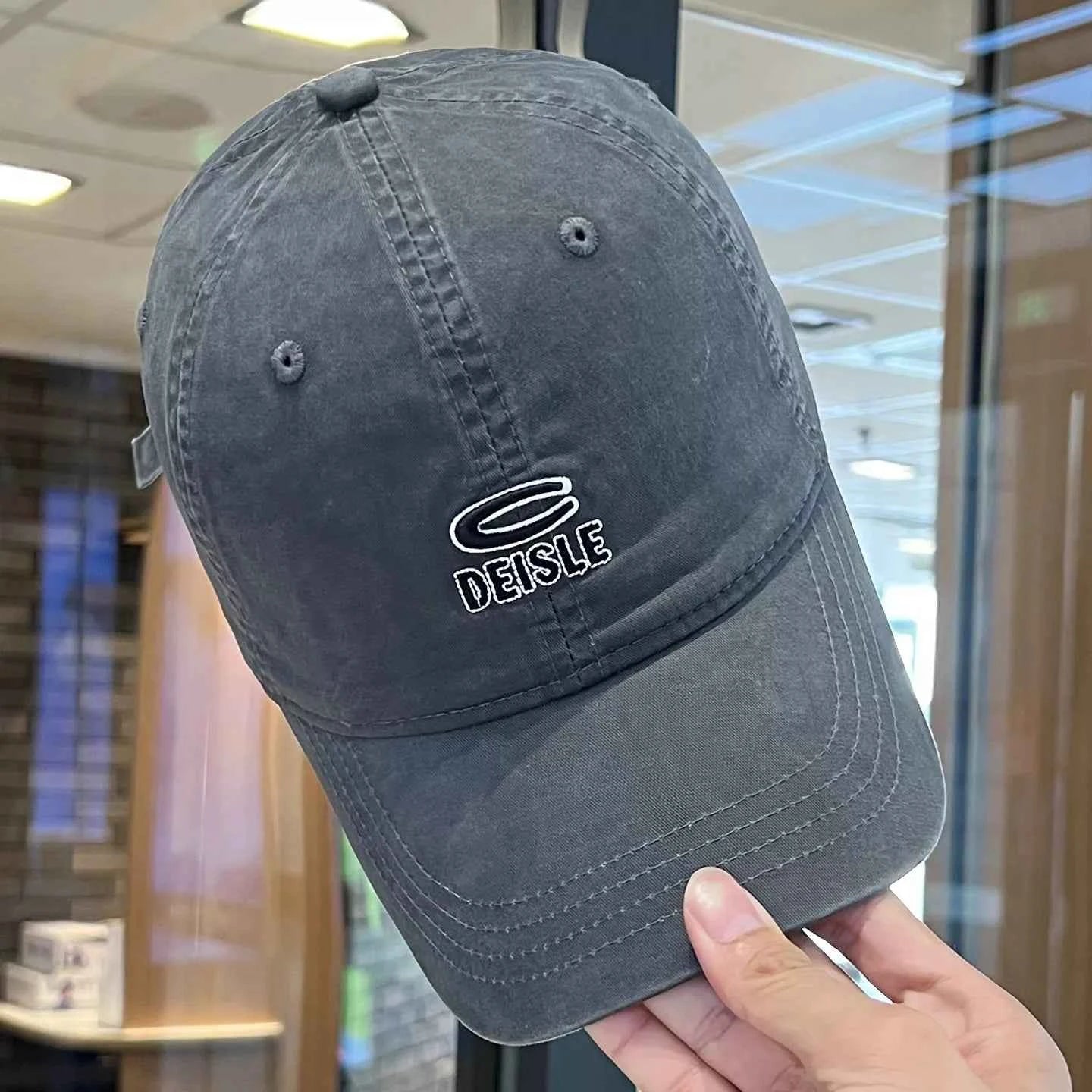 Unisex Cotton Embroidered Baseball Caps