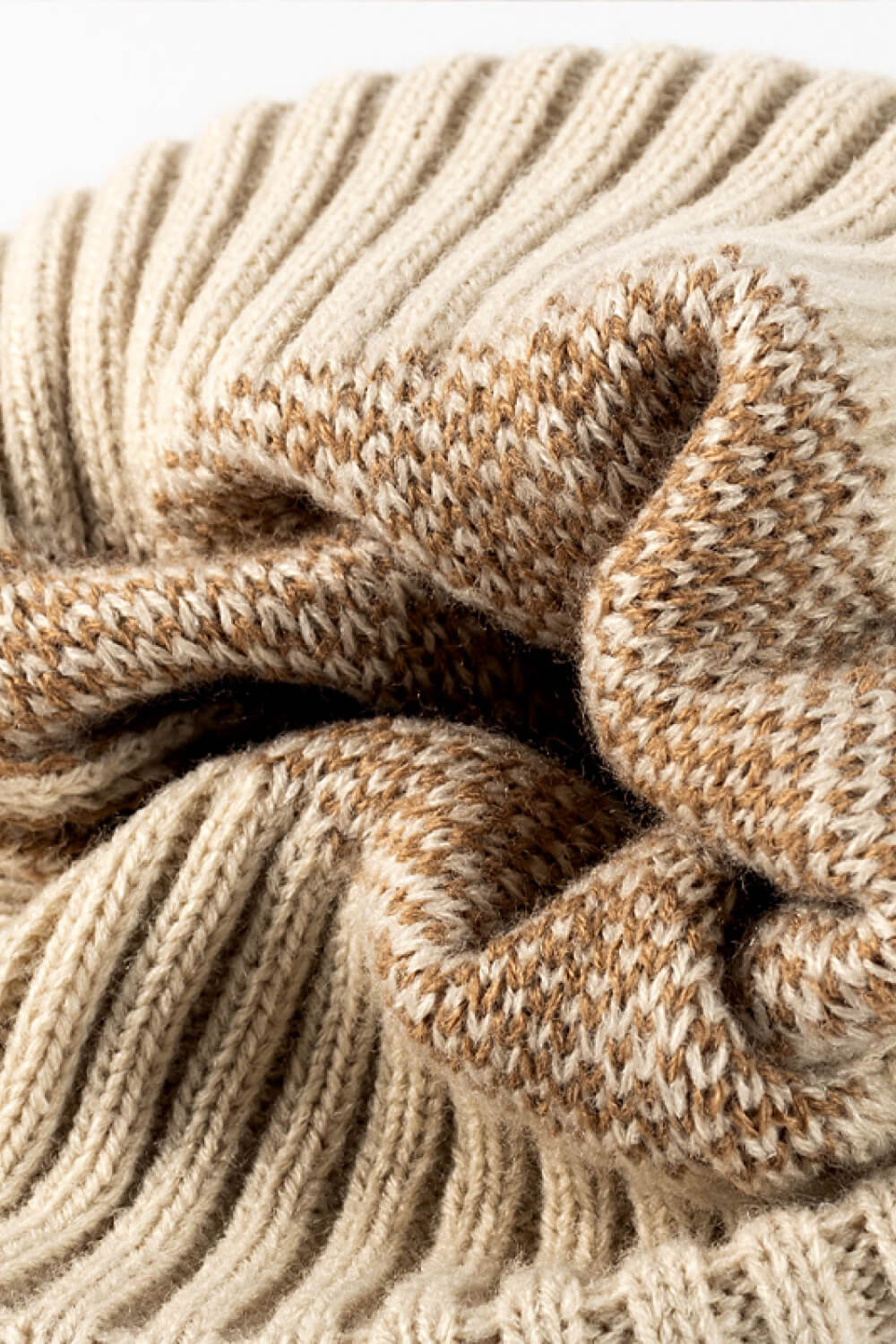 Women's Khaki Leopard Pom-Pom Cuffed Beanie cuff detail photo 04