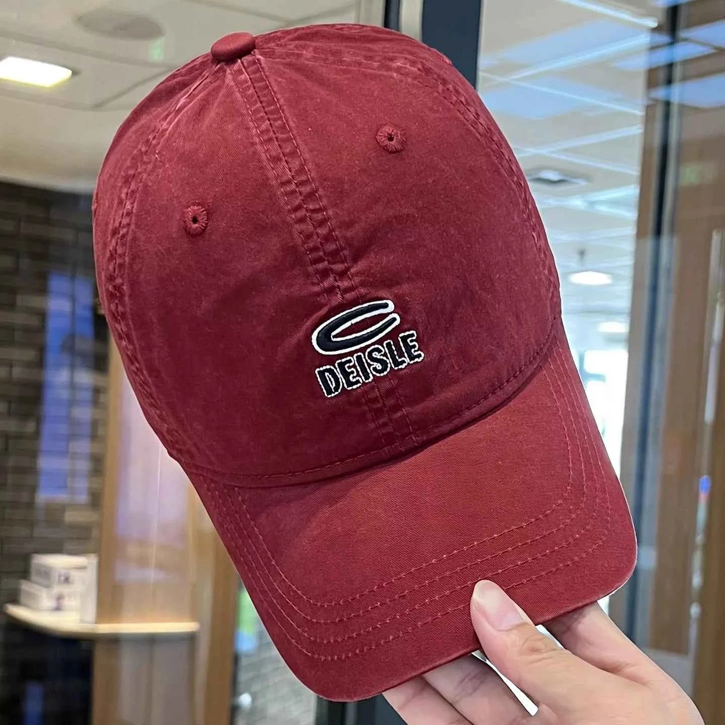 Unisex Cotton Embroidered Baseball Caps
