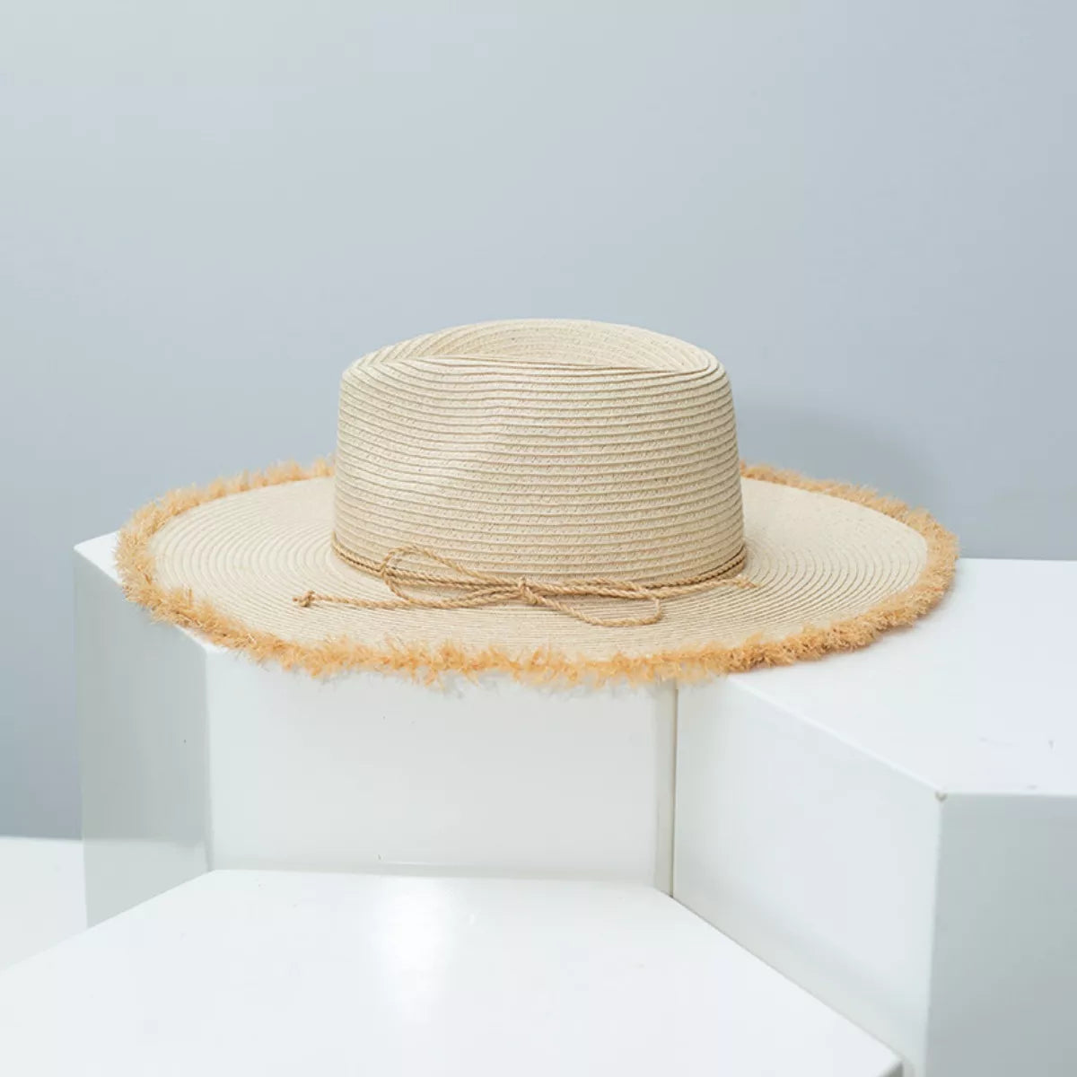 Frayed brim straw hat image 4