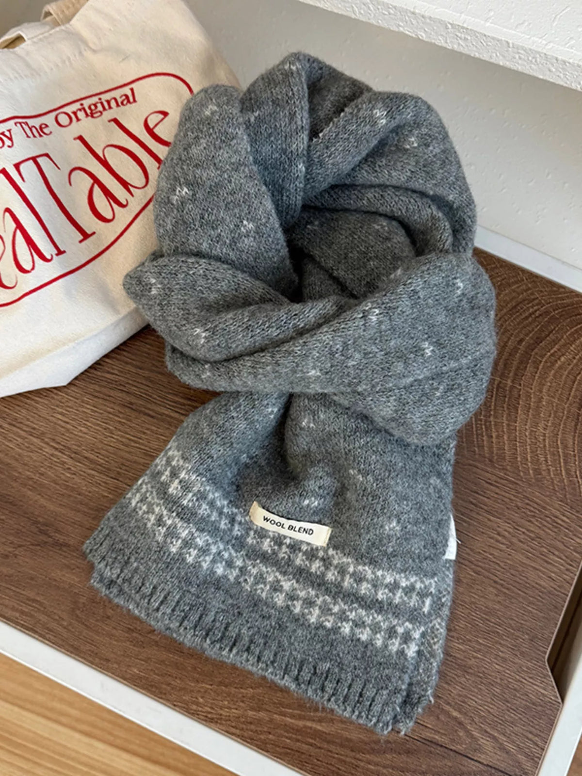 Unisex Flecked Border Knit Scarf — gray patterned border scarf loosely tied