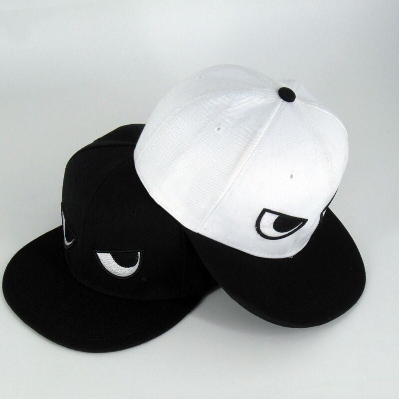 Adjustable flat-brim snapback rear detail
