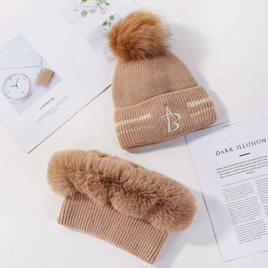 Women's Wool Knit Hat and Scarf Set