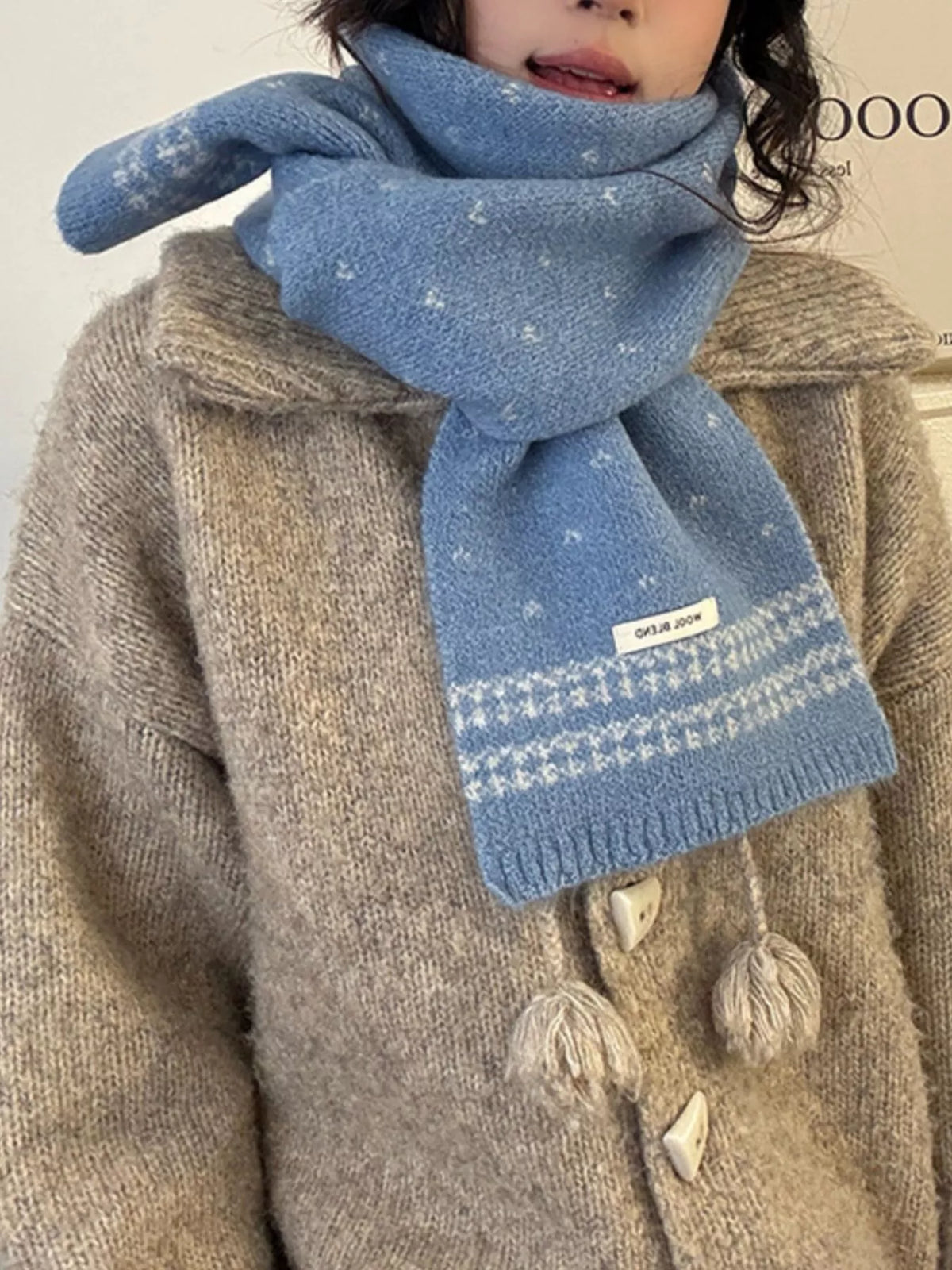 Unisex Flecked Border Knit Scarf — blue flecked scarf worn close to the neck