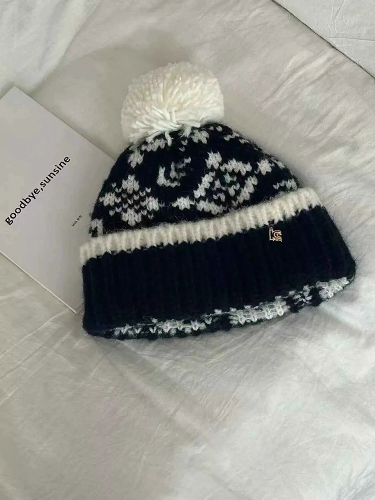 Unisex Snowflake Pom-Pom Knit Beanie Hat