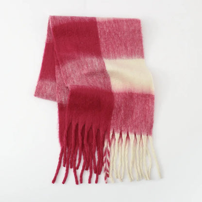 Fringe contrast plaid polyester scarf - product photo 2
