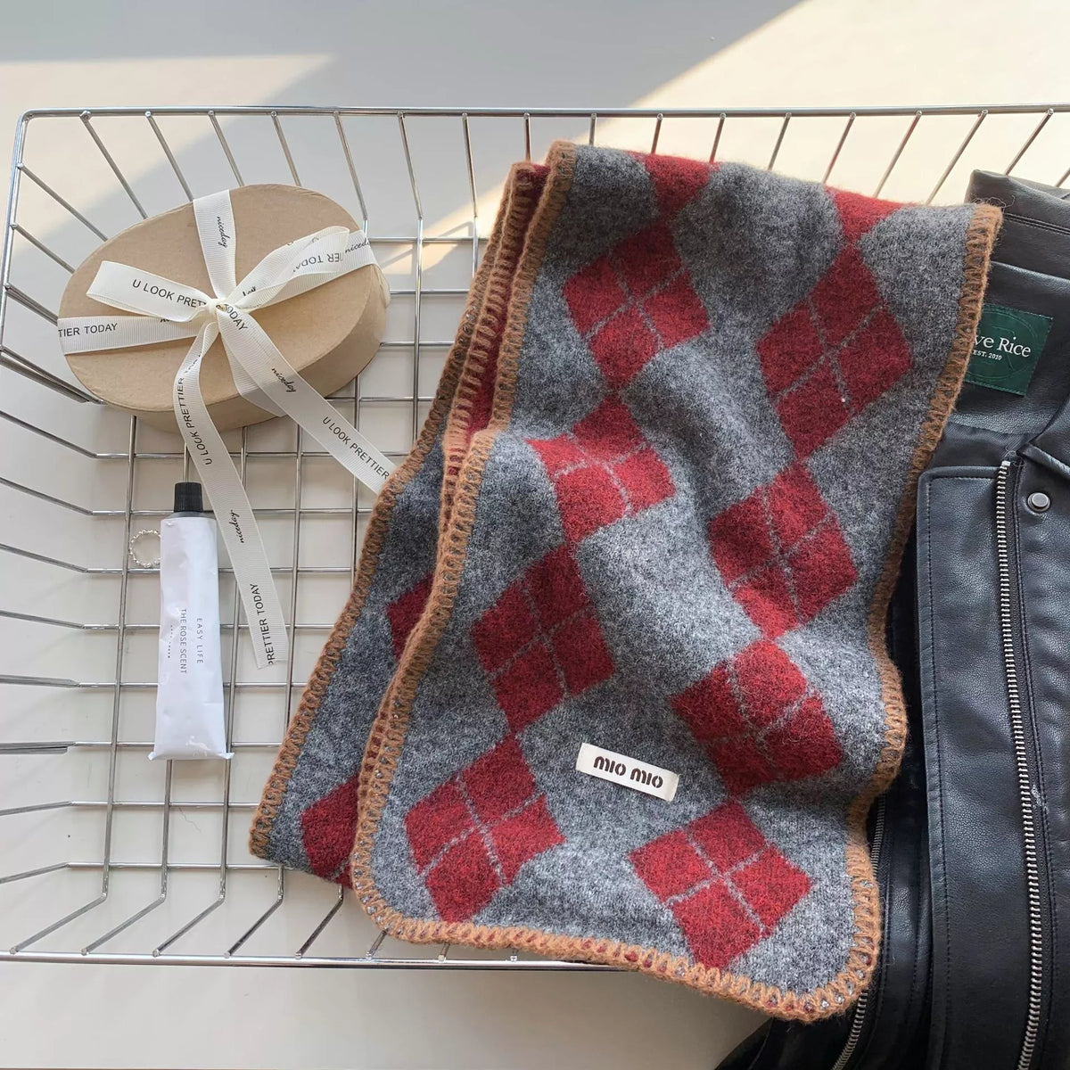 Unisex Argyle Pattern Warm Scarf — deep red and gray argyle scarf folded flat