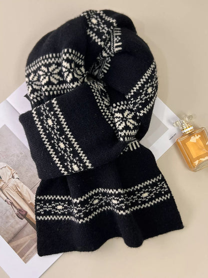 Unisex Winter Snowflake Pattern Knitted Scarf — black snowflake scarf with both patterned ends visible
