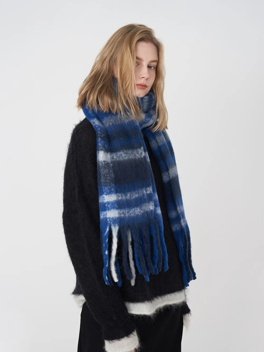 Oversized plaid fringe scarf - product photo 4