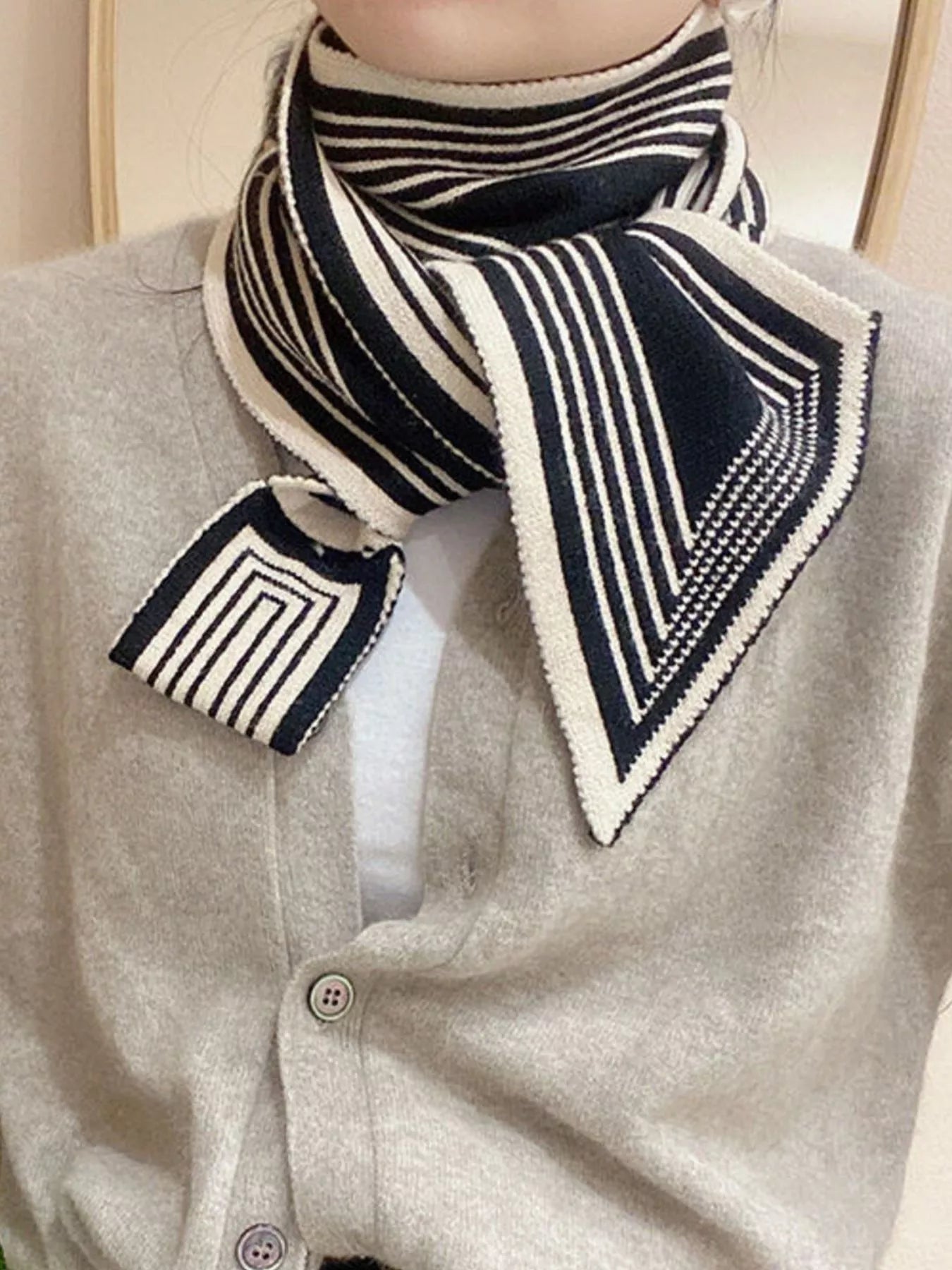 Unisex Striped Knitted Winter Scarf in Black - color detail 5