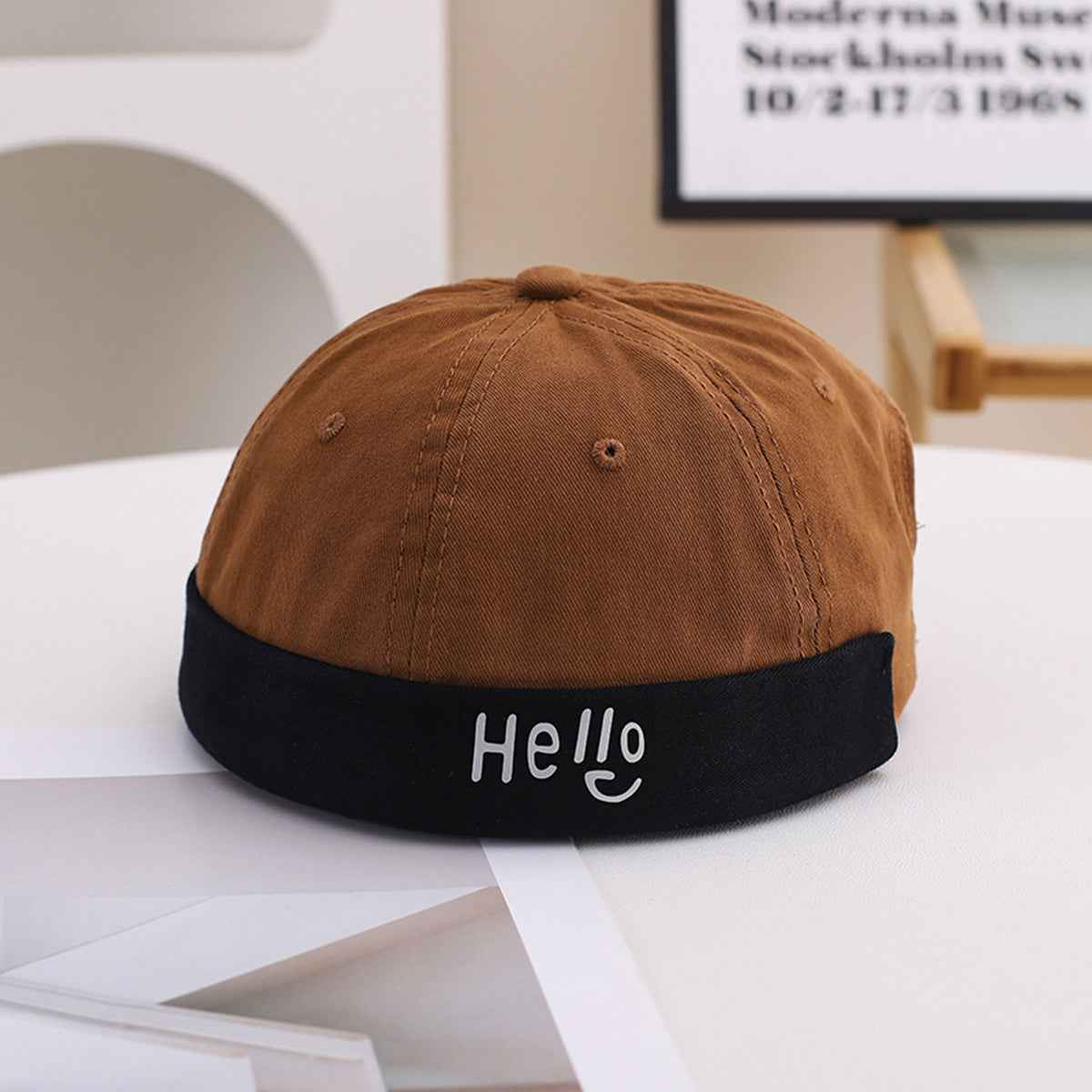 Unisex Hello Logo Pattern Rolled Cuff Docker Caps