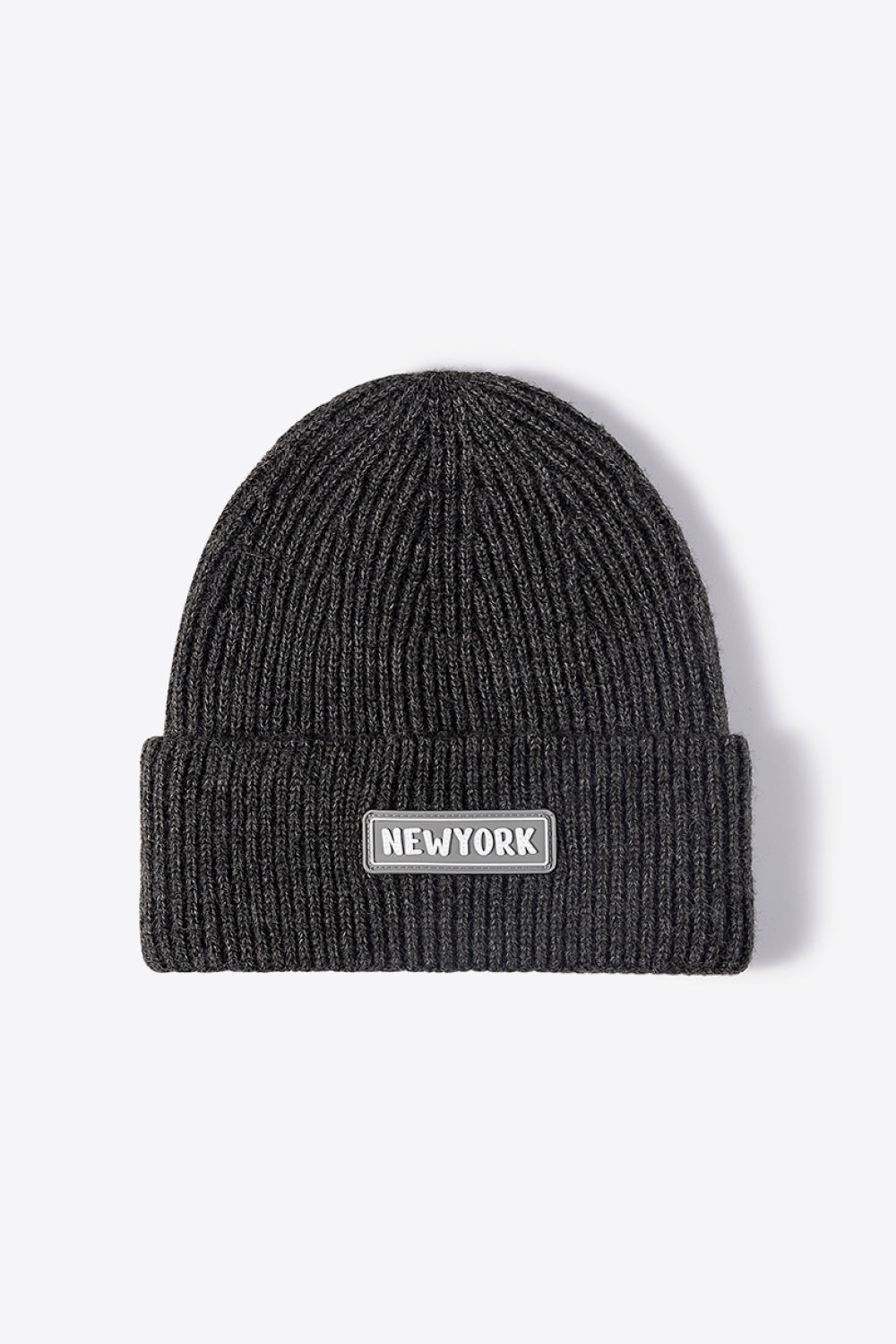 Beige rib-knit NEWYORK patch beanie front