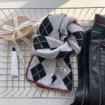 Unisex Argyle Pattern Warm Scarf — gray scarf with black argyle diamonds loosely tied