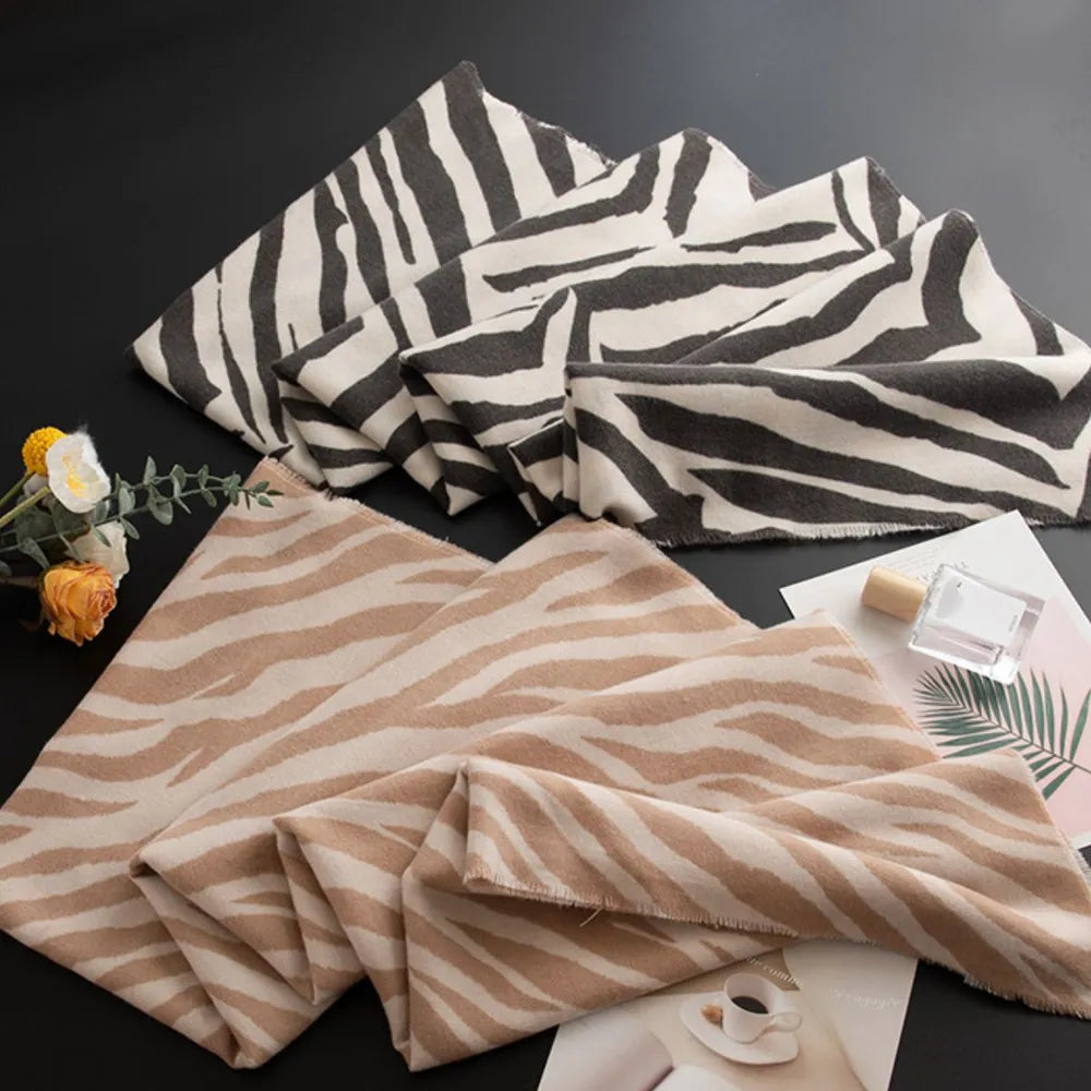 Animal print lightweight scarf - product photo 3