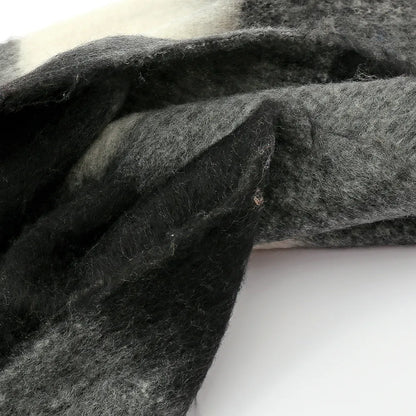 Fringe contrast plaid polyester scarf - product photo 4