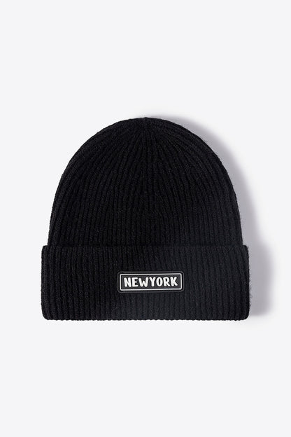 Streetwear NEWYORK beanie winter outfit angle